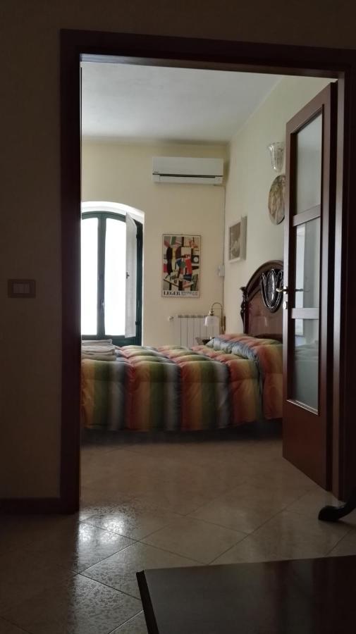 Casa Vacanze, In Centro Citta 卡尔塔尼塞塔 外观 照片